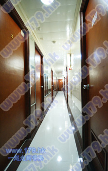 Tsim SHa Tsui cheap accommodation in Chung King Mansion New Hoover Guest House
