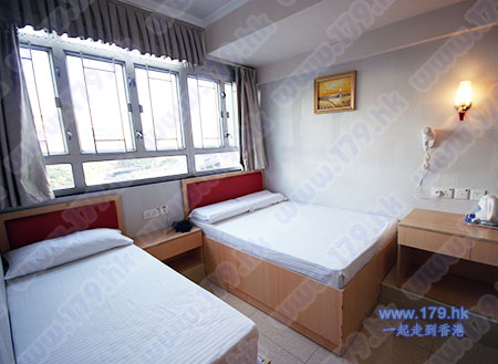 Wing Sing Hong Guest House Cheap Motel in Yau Ma Tei Budget hostel cheap accommodation
